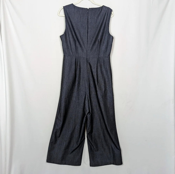 Calvin Klein sz 10 V Neck Sleeveless Wide Leg Jumpsuit One-Piece Career Modern - Picture 3 of 10